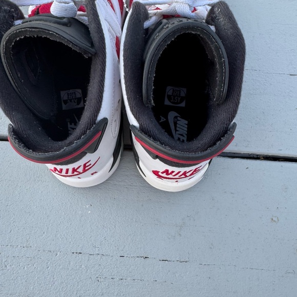 Air Jordan 6 Retro “Carmine” – Kids Size 3.5Y - Picture 10 of 17